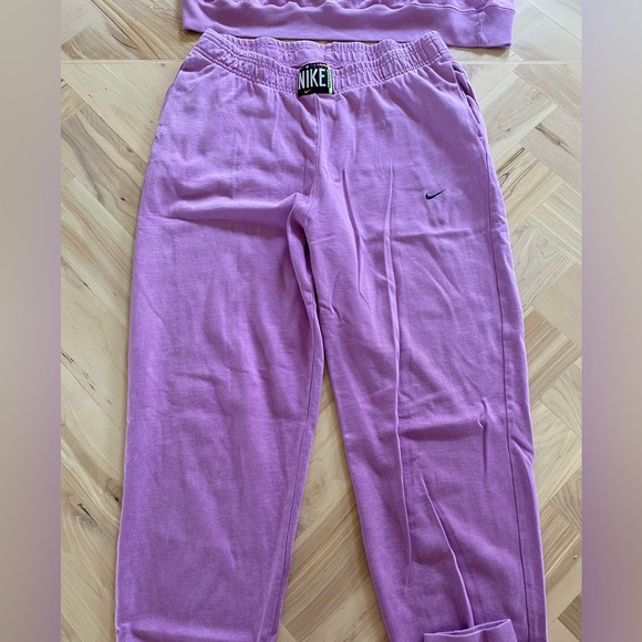 Nike Sweat Suit - Picture 4 of 5